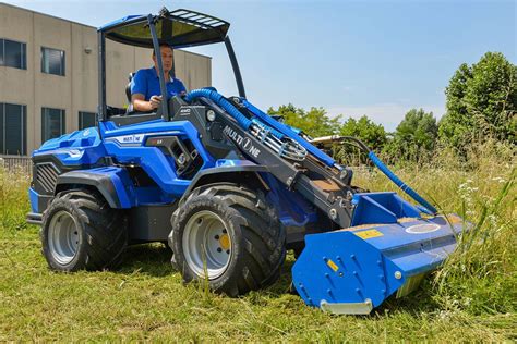 Articulated Mini loader 